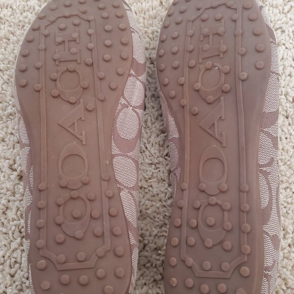 Women's Coach Frida Loafers - Picture 4 of 7